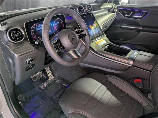 2025 Mercedes-Benz GLC 300 Base