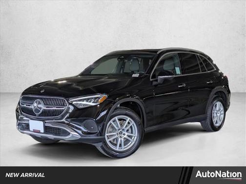 Black 2023 Mercedes-Benz GLC 300 Base