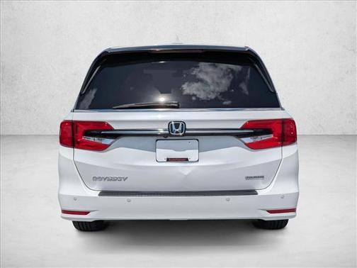 Platinum White Pearl 2021 Honda Odyssey Touring
