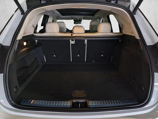 Polar White 2026 Mercedes-Benz GLE 450 4MATIC