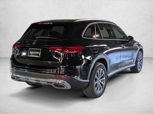 2026 Mercedes-Benz GLC 300 Base