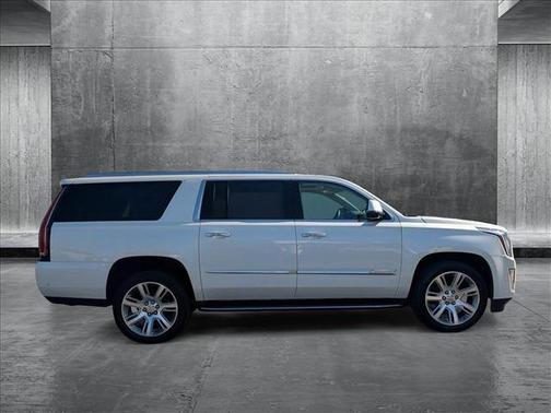 2020 Cadillac Escalade ESV Luxury