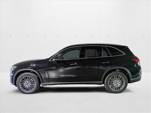 2026 Mercedes-Benz GLC 300 Base