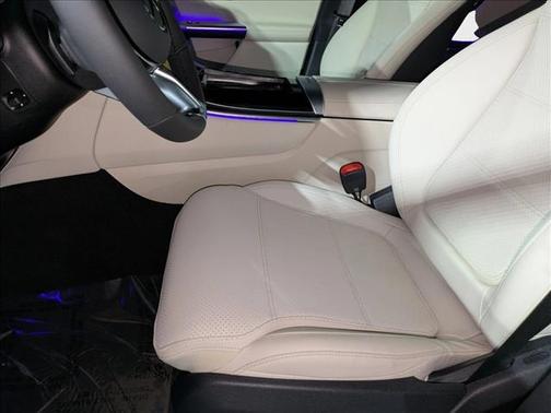 2026 Mercedes-Benz GLC 300 Base