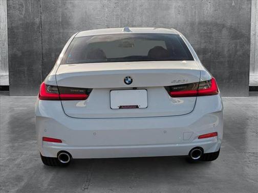 2023 BMW 330 330i