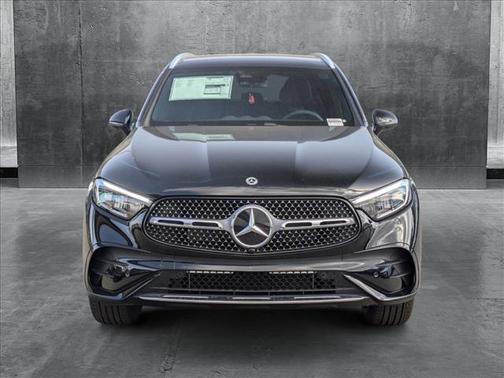 2025 Mercedes-Benz GLC 300 4MATIC