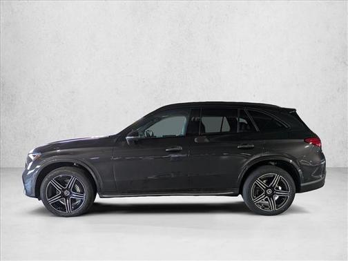 Graphite Grey Metallic 2026 Mercedes-Benz GLC 300 Base