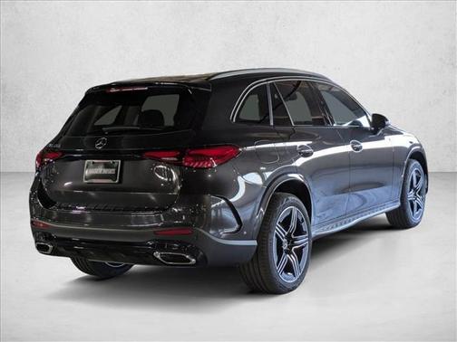 Graphite Grey Metallic 2026 Mercedes-Benz GLC 300 Base