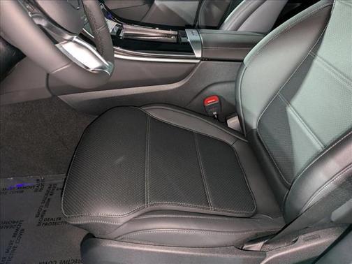 2026 Mercedes-Benz GLC 300 Base