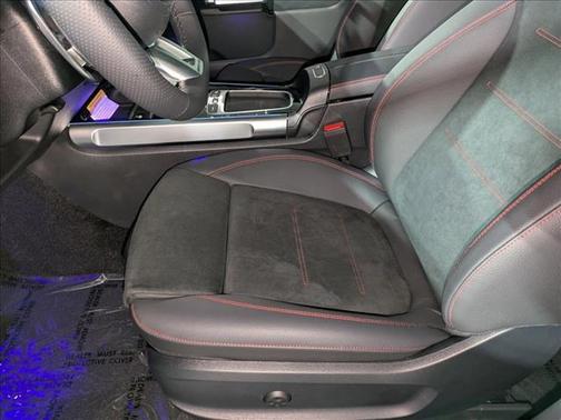 2026 Mercedes-Benz AMG GLB 35 4MATIC