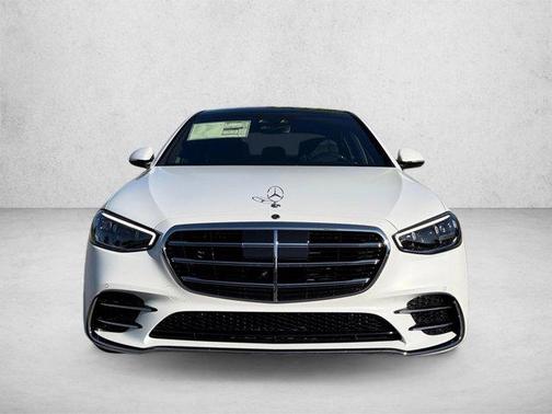MANUFAKTUR Moonlight White Magno 2026 Mercedes-Benz S-Class 4MATIC