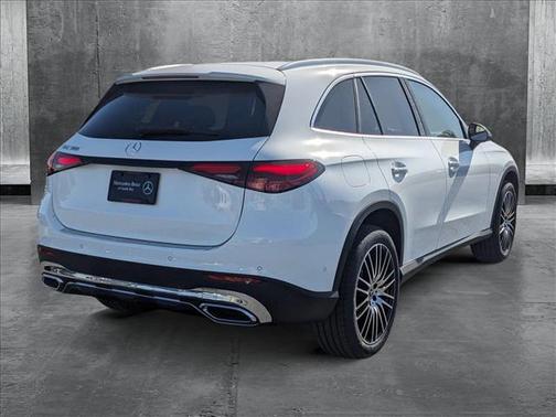 2025 Mercedes-Benz GLC 300 Base