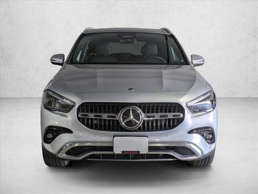 Cirrus Silver Metallic 2026 Mercedes-Benz GLA 250 4MATIC
