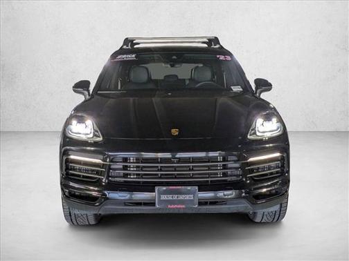2023 Porsche Cayenne Platinum Edition