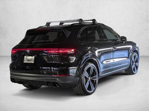 2023 Porsche Cayenne Platinum Edition