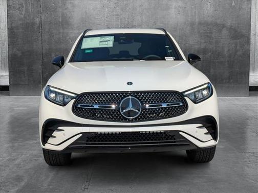 2025 Mercedes-Benz GLC 350e Base