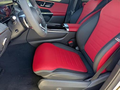 2025 Mercedes-Benz GLC 350e Base