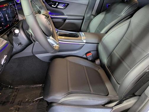 2025 Mercedes-Benz GLC 350e Base