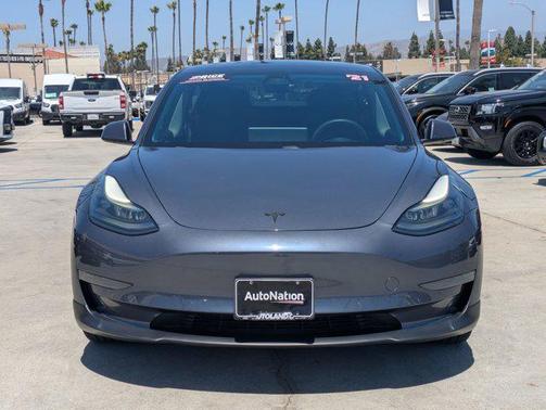 Silver/Gray 2021 Tesla Model 3 Standard Range Plus