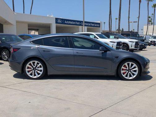 Silver/Gray 2021 Tesla Model 3 Standard Range Plus