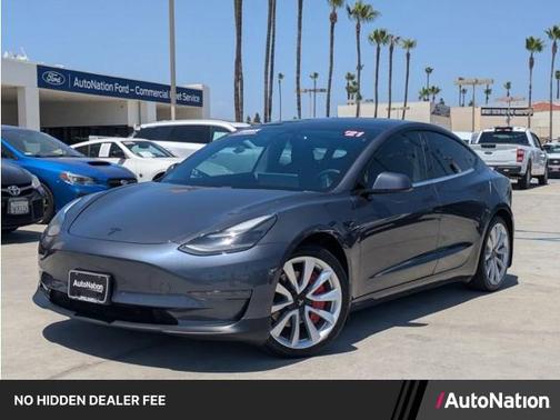 Silver/Gray 2021 Tesla Model 3 Standard Range Plus