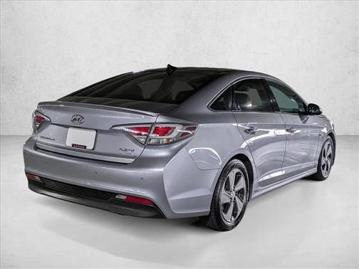 Pewter Gray Metallic 2016 Hyundai SONATA Hybrid Limited