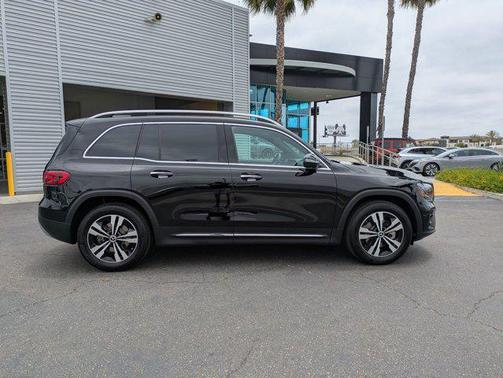 2025 Mercedes-Benz GLB 250 Base