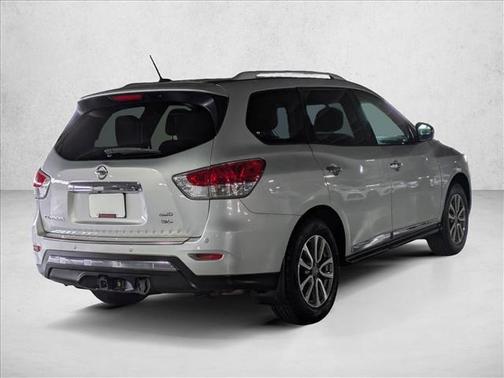 2016 Nissan Pathfinder SL