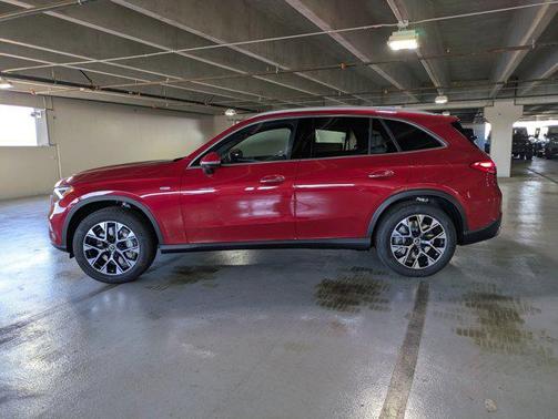 2025 Mercedes-Benz GLC 350e Base