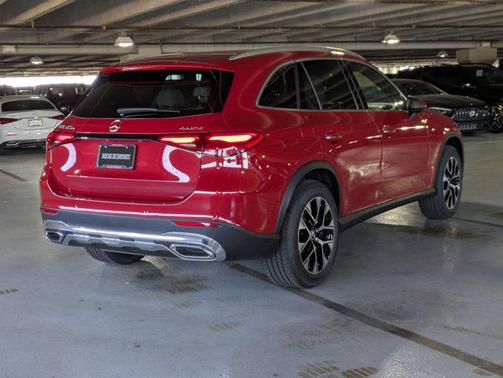 2025 Mercedes-Benz GLC 350e Base