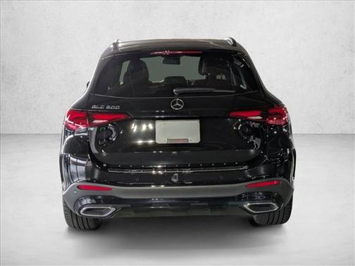 2025 Mercedes-Benz GLC 300 Base