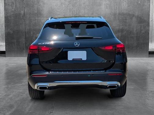 2025 Mercedes-Benz GLA 250 Base