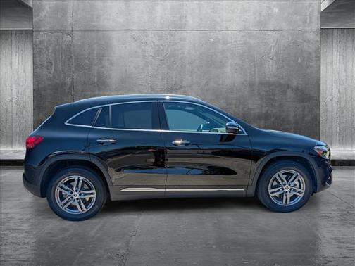 2025 Mercedes-Benz GLA 250 Base