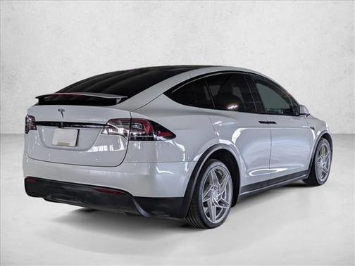 2022 Tesla Model X Dual Motor All-Wheel Drive