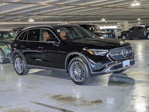 Black 2026 Mercedes-Benz GLC 300 Base