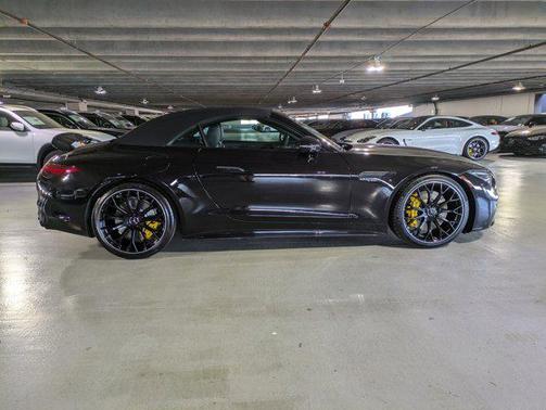 2022 Mercedes-Benz AMG SL 63 Base