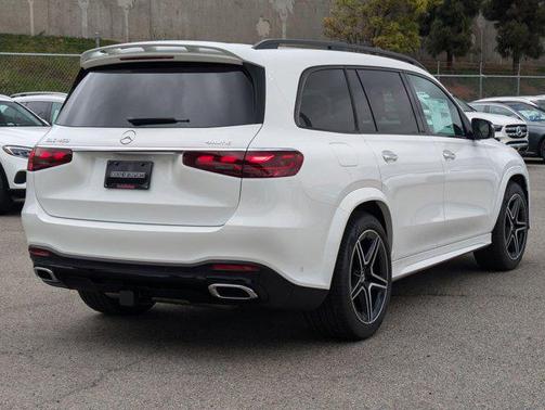 2025 Mercedes-Benz GLS 450 4MATIC