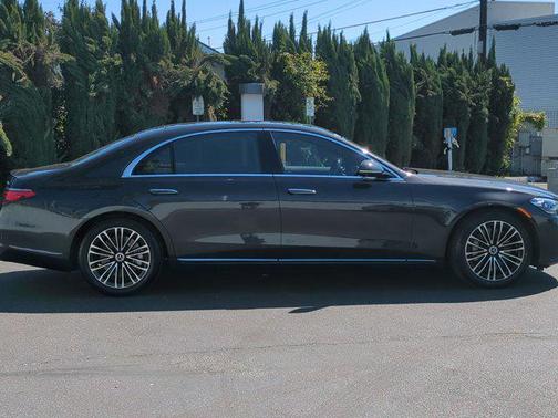 2023 Mercedes-Benz S-Class 4MATIC