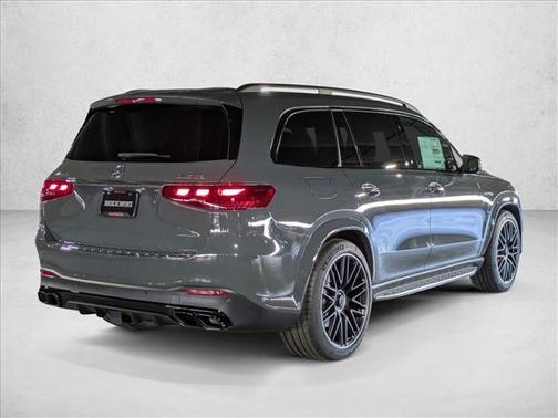 2026 Mercedes-Benz AMG GLS 63 Base