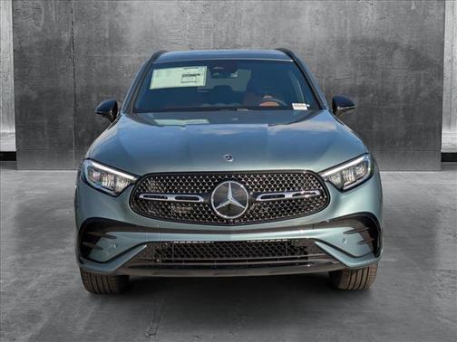 2025 Mercedes-Benz GLC 300 Base