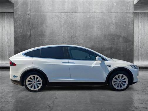 2020 Tesla Model X Long Range Plus Dual Motor All-Wheel Drive