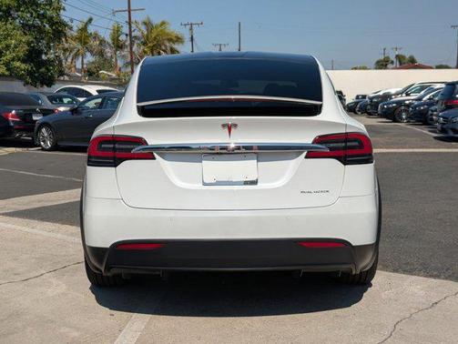 2020 Tesla Model X Long Range Plus
