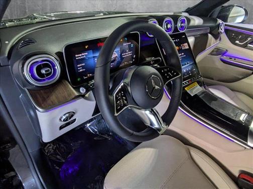 2025 Mercedes-Benz GLC 350e Base