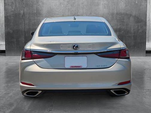 2021 Lexus ES 350 Base