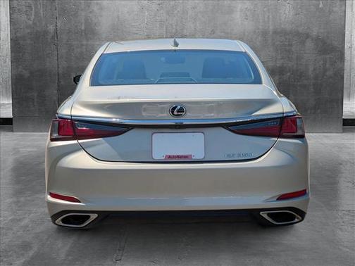 2021 Lexus ES 350 Base
