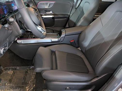 2025 Mercedes-Benz EQB 250 Base