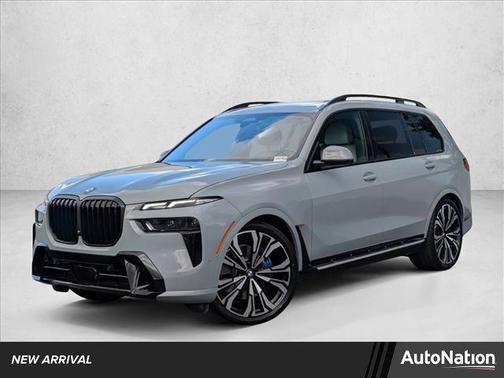 2025 BMW X7 xDrive40i