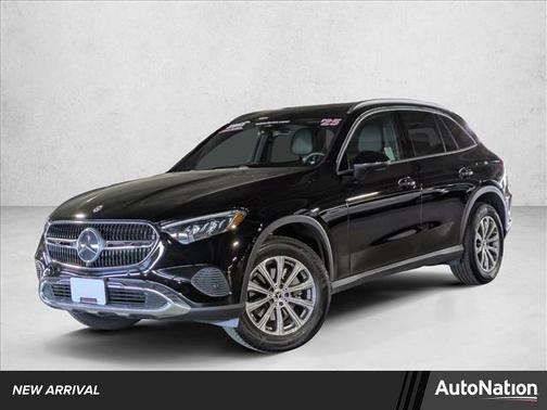2025 Mercedes-Benz GLC 300 Base