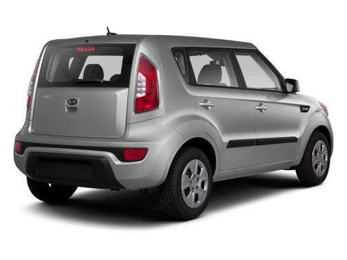 Bright Silver Metallic 2013 Kia Soul Base