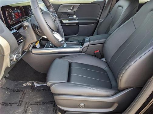 2025 Mercedes-Benz GLA 250 Base